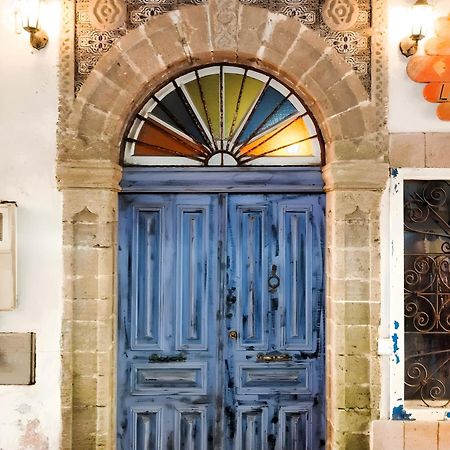 Riad Le Grand Large Эс-Сувейра Экстерьер фото