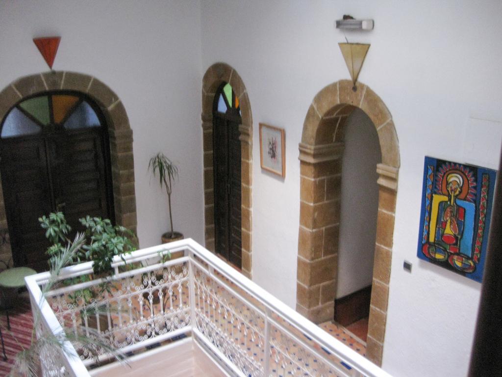 Riad Le Grand Large Эс-Сувейра Экстерьер фото