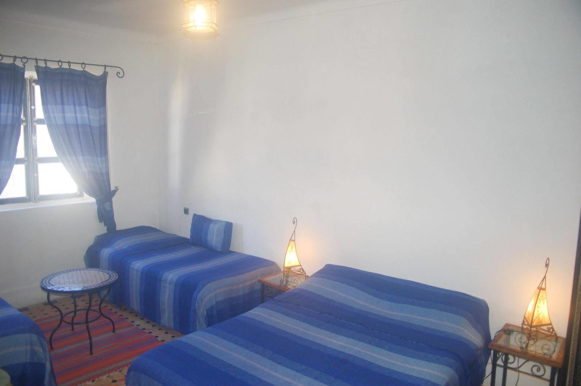 Riad Le Grand Large Эс-Сувейра Экстерьер фото
